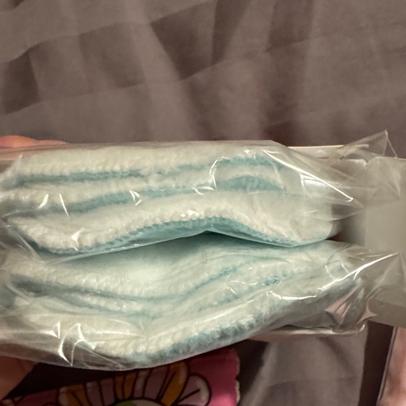 Fun Makeup Bag With Spa Items - Picture 7 of 8